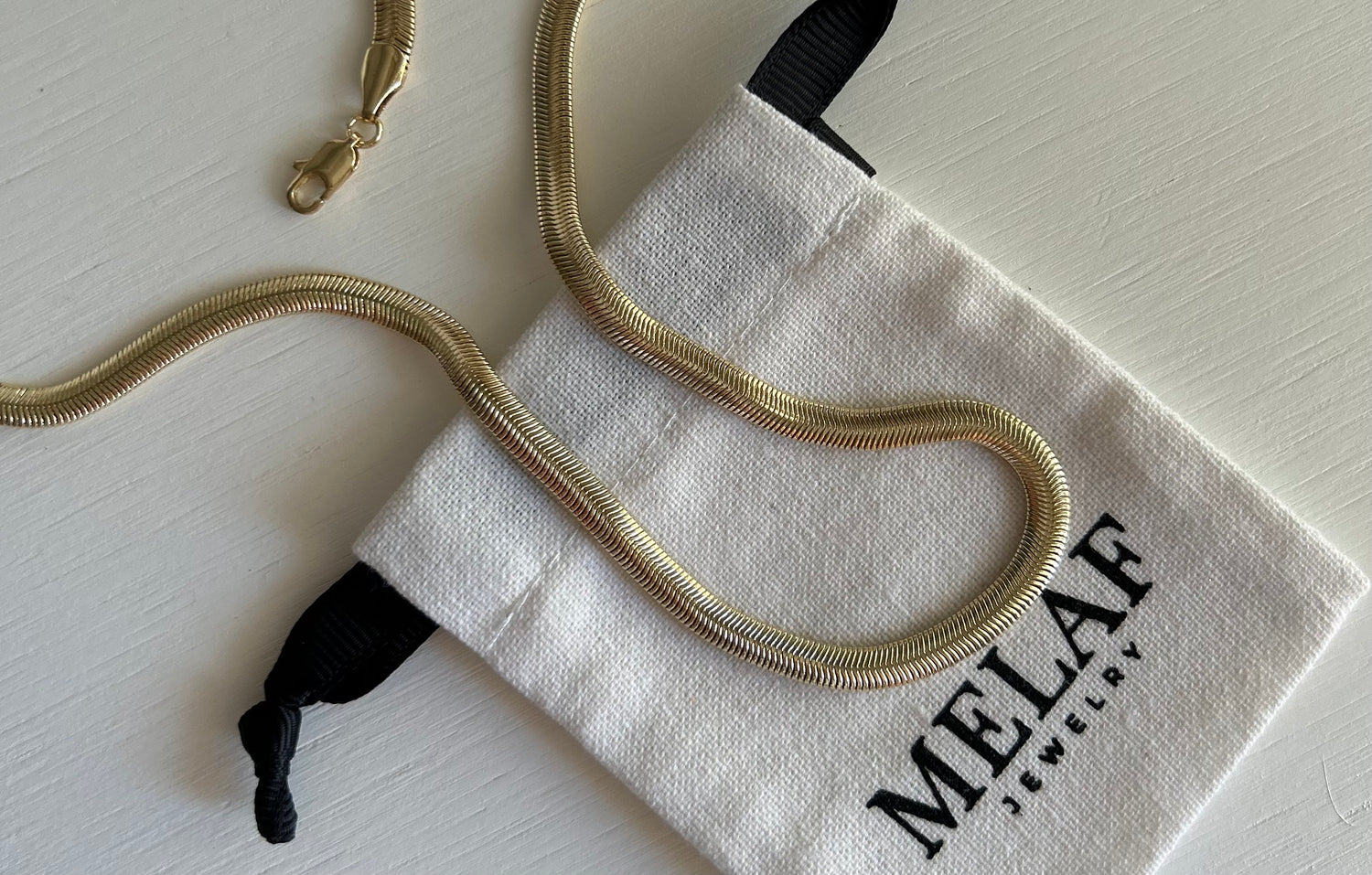 COLLARES